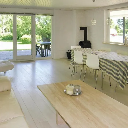 Vakantiehuis Holiday Solyst Denm *